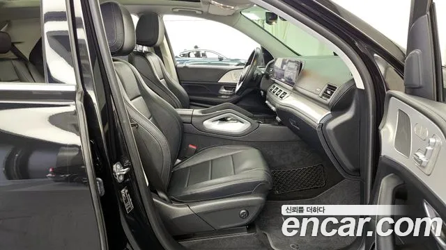 Mercedes-Benz GLE-Class 2021 — фото 11