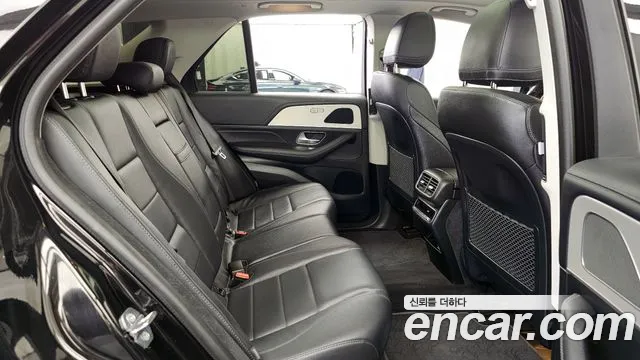 Mercedes-Benz GLE-Class 2021 — фото 12