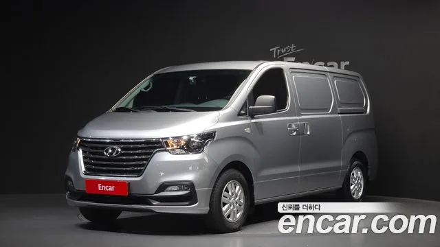Hyundai Starex 2019 — фото 1