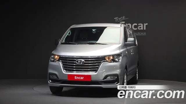 Hyundai Starex 2019 — фото 3