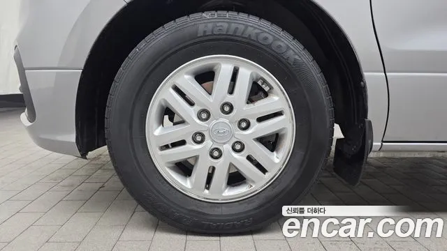 Hyundai Starex 2019 — фото 5