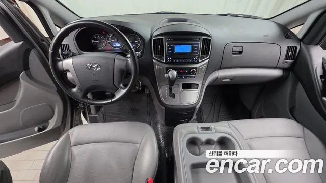 Hyundai Starex 2019 — фото 7