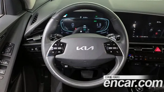 Kia Niro 2022 — фото 17