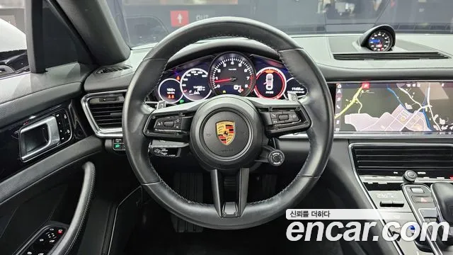 Porsche Panamera 2021 — фото 13