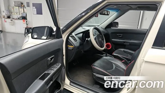Kia Soul 2010 — фото 10