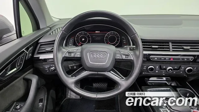 Audi Q7 2016 — фото 13