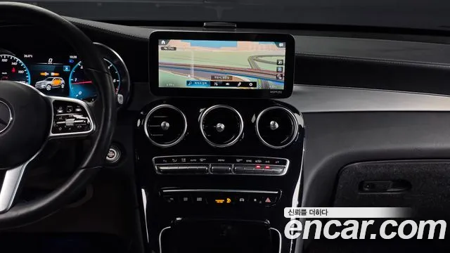 Mercedes-Benz GLC-Class 2021 — фото 14