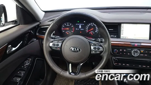 Kia K7 2016 — фото 14