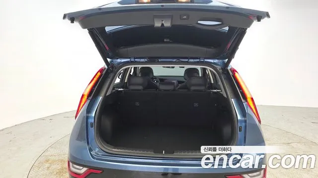 Kia Niro 2022 — фото 20