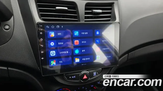 Hyundai Accent 2012 — фото 17