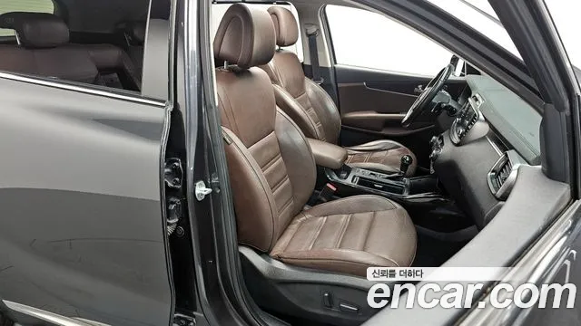 Kia Sorento 2016 — фото 12