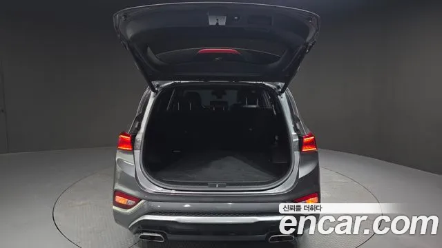 Hyundai Santafe 2019 — фото 20