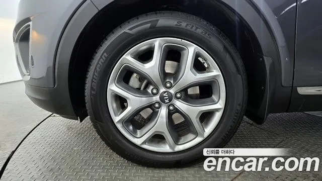 Kia Sorento 2015 — фото 5