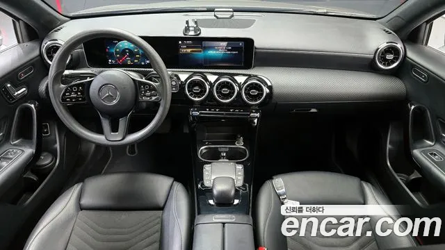 Mercedes-Benz A-Class 2020 — фото 7