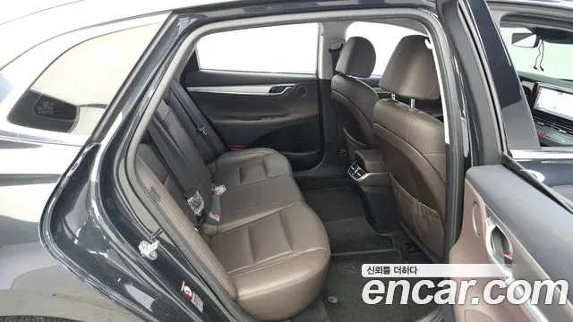 Hyundai Grandeur 2022 — фото 12