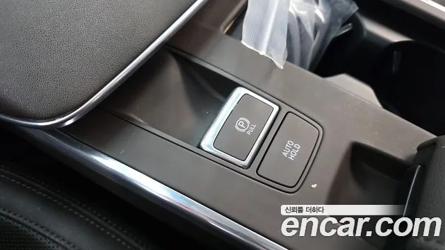 Hyundai Grandeur 2022 — фото 18
