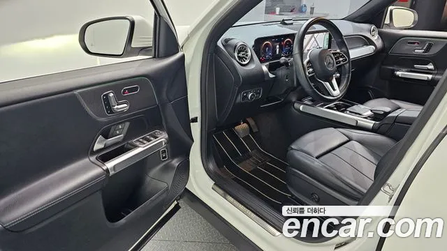 Mercedes-Benz GLB-Class 2021 — фото 11