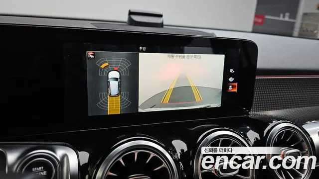 Mercedes-Benz GLB-Class 2021 — фото 15