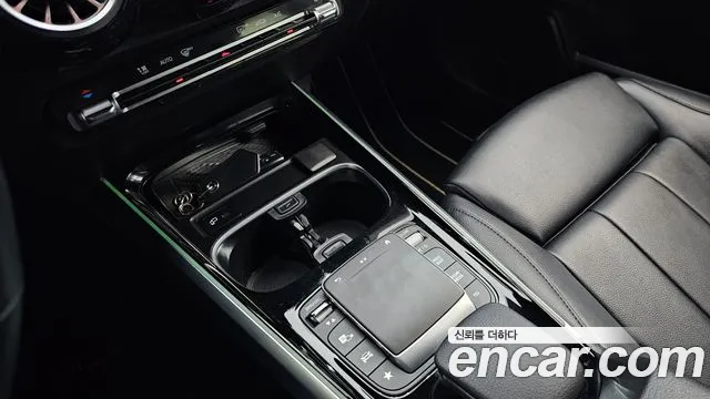 Mercedes-Benz GLB-Class 2021 — фото 17