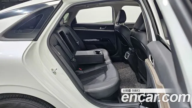 Kia K5 2020 — фото 11