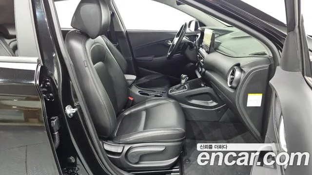 Hyundai Kona 2022 — фото 11