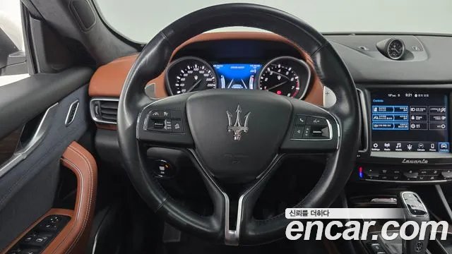 Maserati Levante 2020 — фото 13