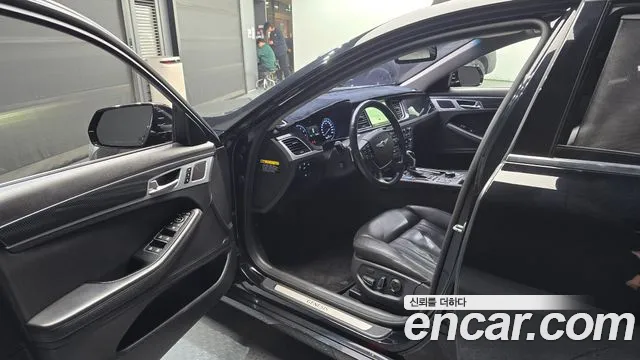 Hyundai Genesis 2015 — фото 10