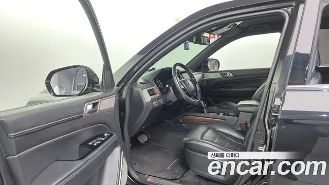 KG_Mobility_Ssangyong Rexton 2018 — фото 11