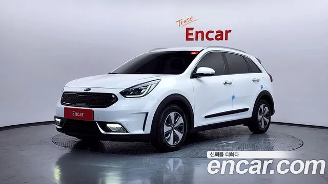 Kia Niro 2019 — фото 1