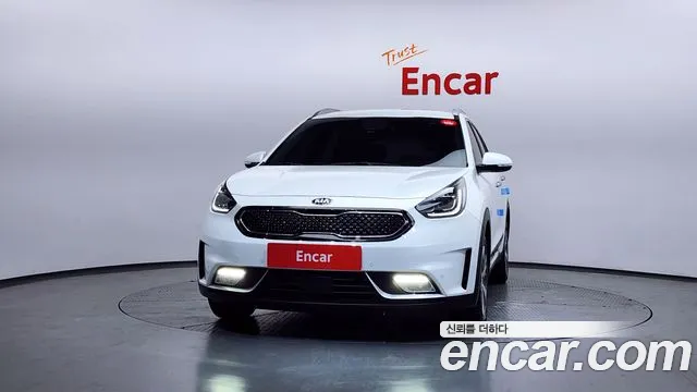 Kia Niro 2019 — фото 3