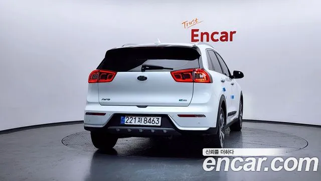 Kia Niro 2019 — фото 4