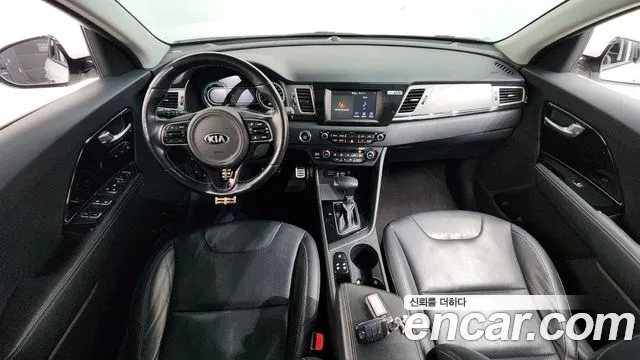 Kia Niro 2019 — фото 7