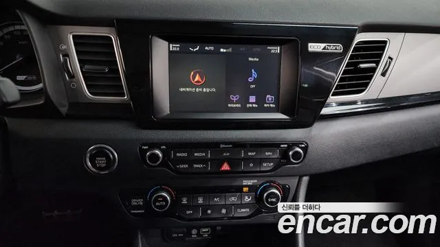 Kia Niro 2019 — фото 15