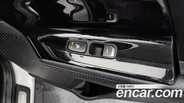 Kia Niro 2019 — фото 18