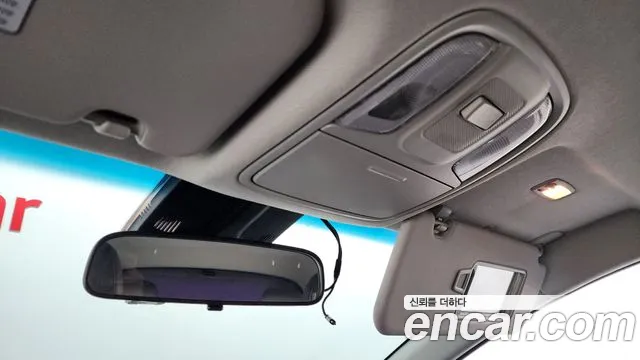 Kia Niro 2019 — фото 19