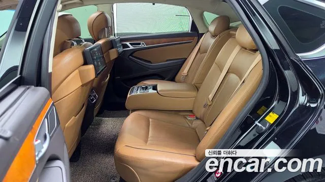 Hyundai Genesis 2015 — фото 11