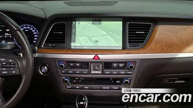 Hyundai Genesis 2015 — фото 13