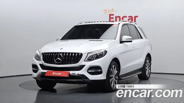 Mercedes-Benz GLE-Class 2017 — фото 1