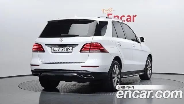 Mercedes-Benz GLE-Class 2017 — фото 2