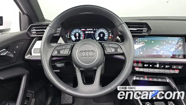 Audi A3 2023 — фото 14