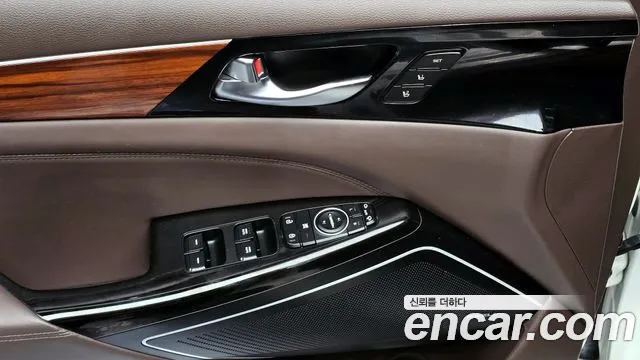 Kia K7 2016 — фото 18