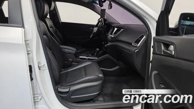Hyundai Tucson 2018 — фото 11
