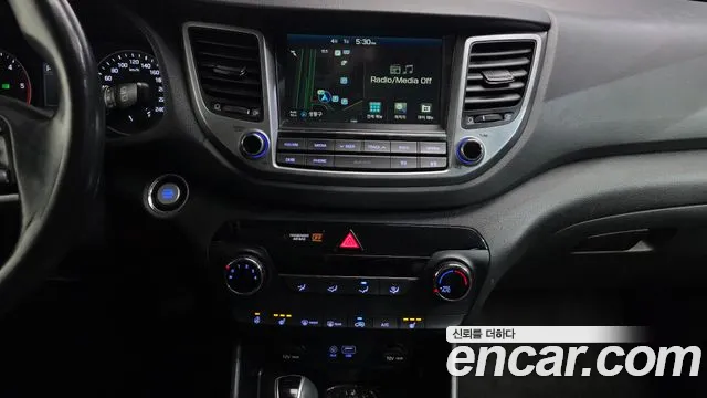 Hyundai Tucson 2018 — фото 15