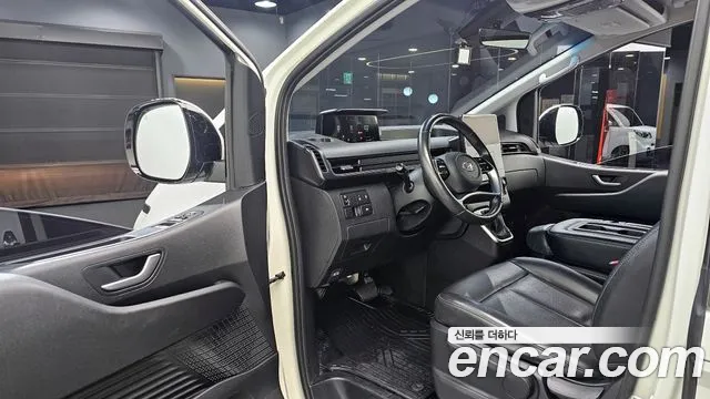 Hyundai Staria 2022 — фото 11