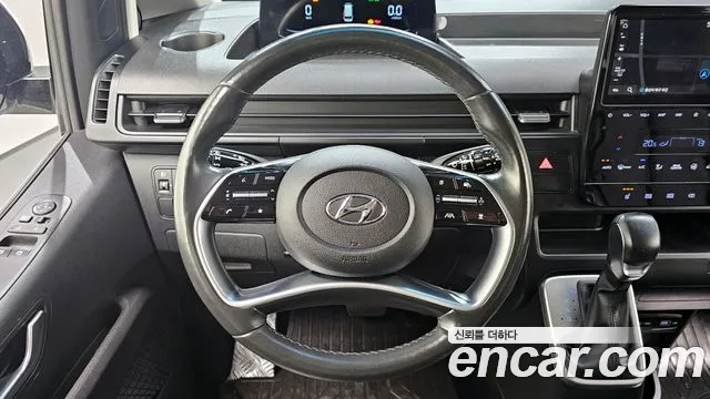 Hyundai Staria 2022 — фото 13