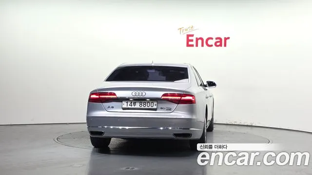 Audi A8 2015 — фото 4