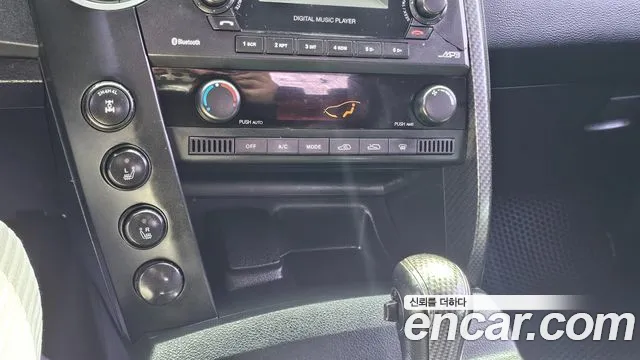 KG_Mobility_Ssangyong KORANDO 2015 — фото 10
