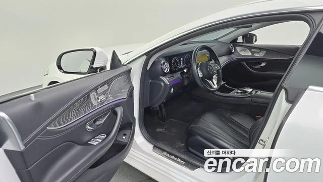 Mercedes-Benz CLS-Class 2019 — фото 10