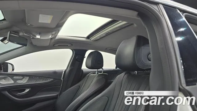 Mercedes-Benz CLS-Class 2019 — фото 19