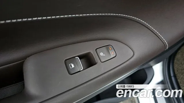 Hyundai Grandeur 2018 — фото 19